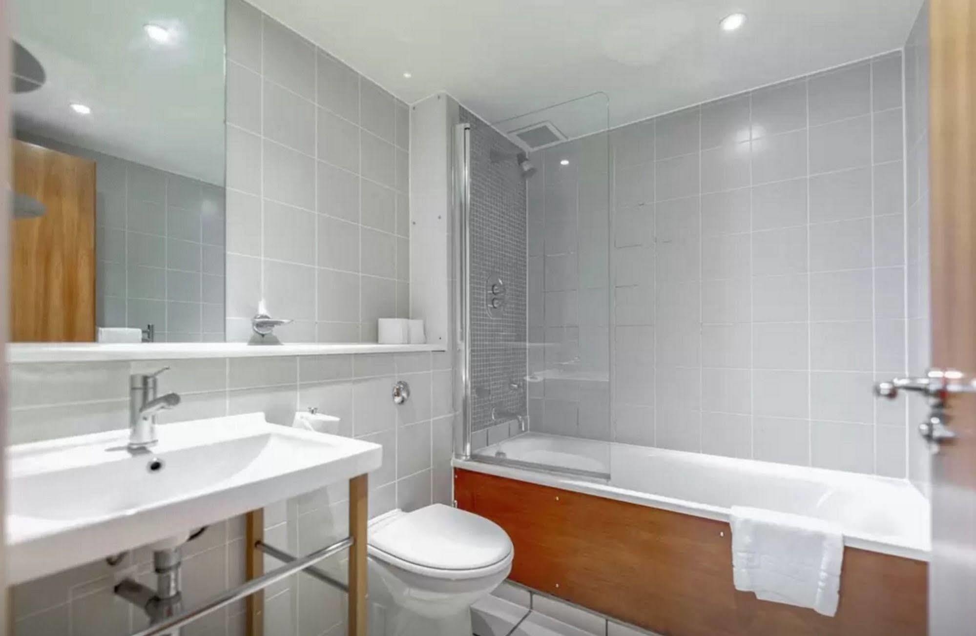 Princes Square Apartments London Ngoại thất bức ảnh